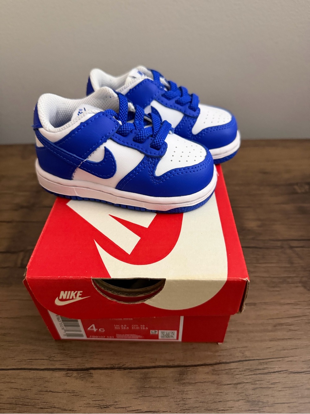 Nike Kids' White and Royal Blue Low-Top Sneakers